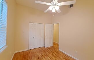 5 beds, 2 baths, 2,119 sqft, $2,200, Unit 2509