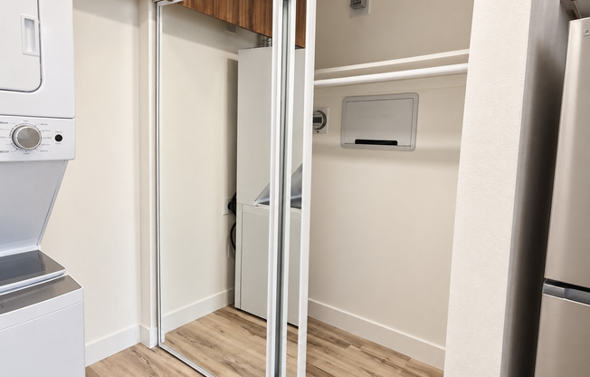 Studio, 1 bath, 434 sqft, $1,995, Unit 704