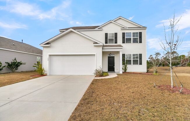 Spacious Modern 5-Bedroom Home in Summerville