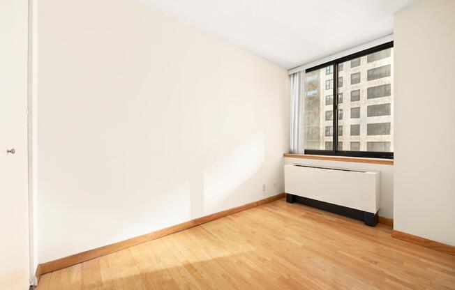 1 bed, 1 bath, 542 sqft, $3,500, Unit 12D