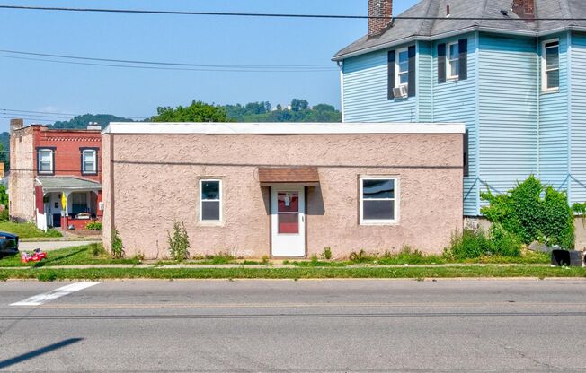 520 Glenwood Ave Ambridge PA 15003