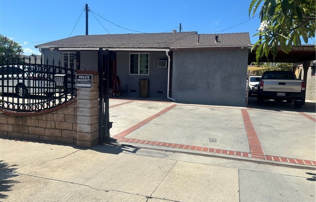 10339 LEV AVE