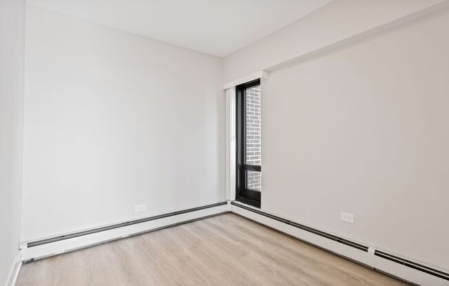 3 beds, 1.5 baths, 1,001 sqft, $3,300, Unit 10H