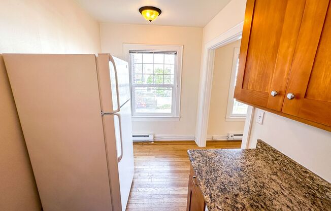 Studio, 1 bath, 456 sqft, $1,595, Unit 202