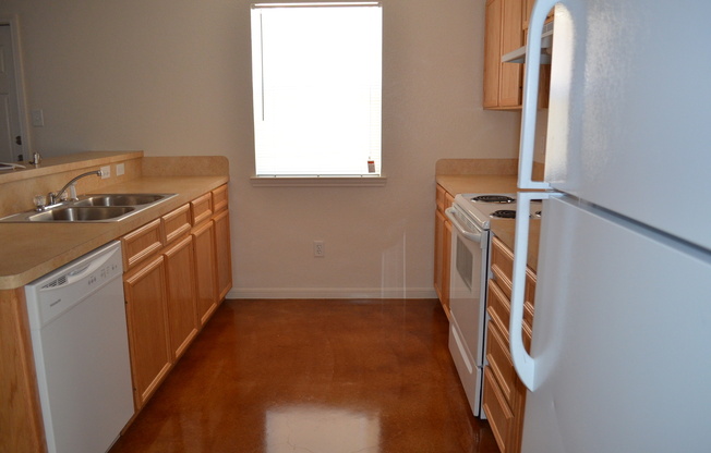 1 bed, 1 bath, 700 sqft, $725, Unit 108 - STILL OCCUPIED BY RESIDENT