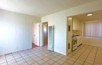 2 beds, 1 bath, 606 sqft, $1,895, Unit 03