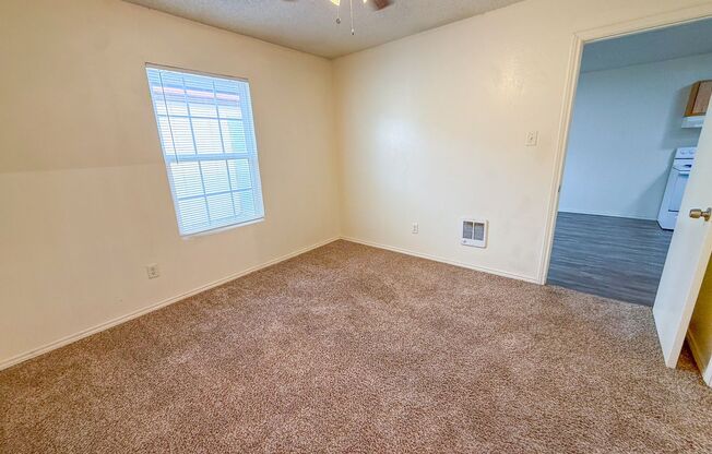 1 bed, 1 bath, 480 sqft, $600