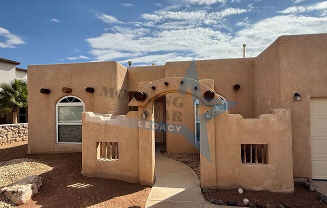 Southwestern Beauty - Excellent location!