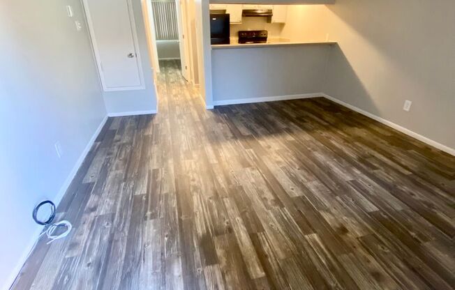1 bed, 1 bath, 575 sqft, $944, Unit 115