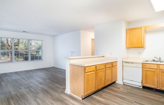 2 beds, 2 baths, 1,147 sqft, $1,525, Unit 1921B-JS