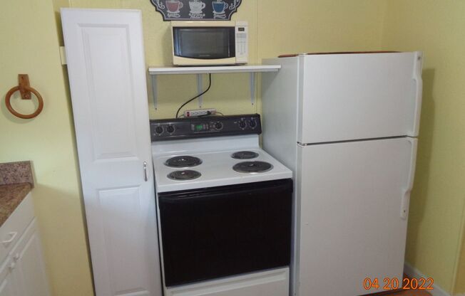 1 bed, 1 bath, $995, Unit Unit 1