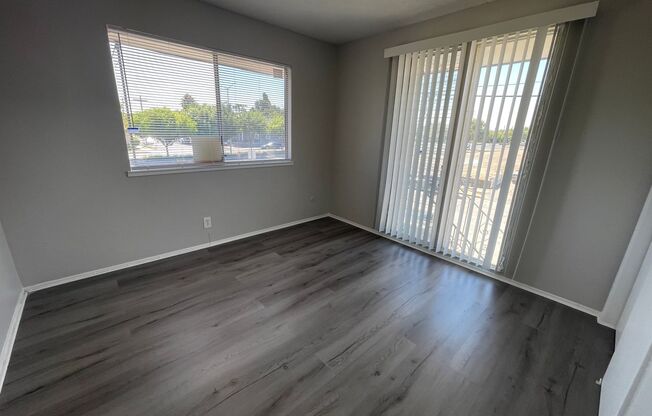 2 beds, 1 bath, $1,990, Unit APARTMENT 3