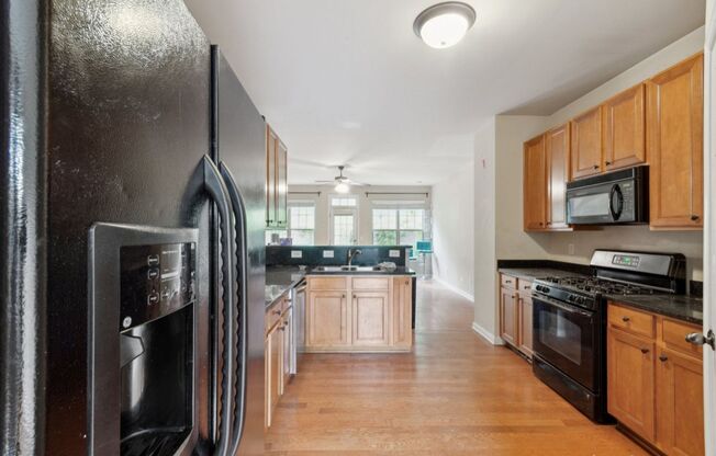 Charming 3BR Townhome in Kennesaw