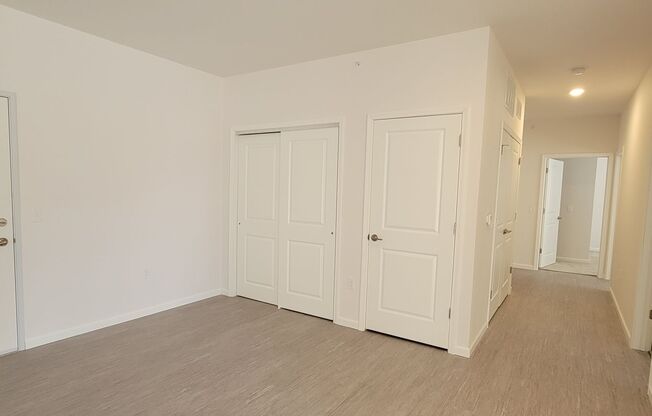 3 beds, 2 baths, 1,344 sqft, $1,665, Unit 336