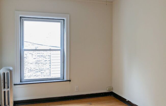 1 bed, 1 bath, 850 sqft, $1,595, Unit 2010-2A