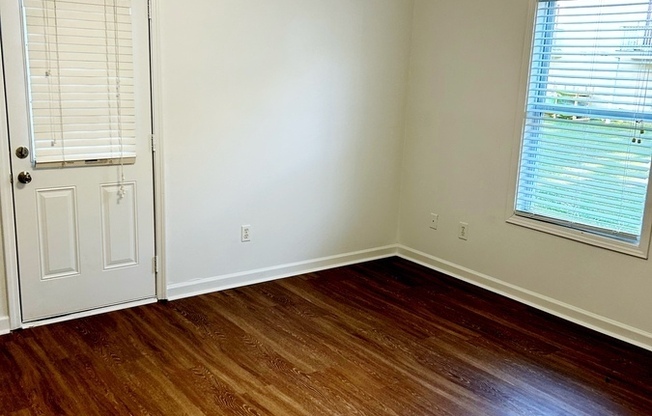 8082 Veterans Parkway