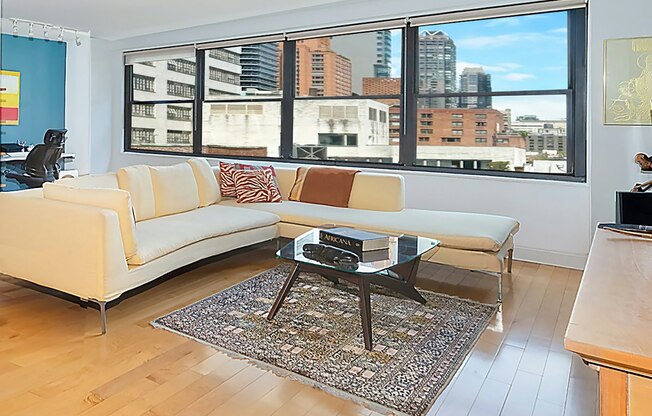 225 E 57 ST