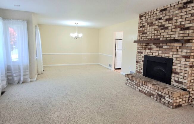 3 Bedroom 2.5 Bathroom Available in Hummelstown!