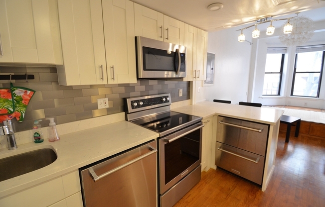 Studio, 237 sqft, $2,450, Unit 26