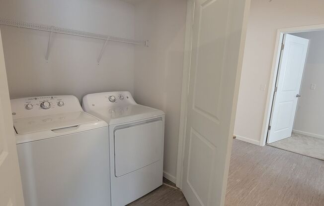 3 beds, 2 baths, 1,344 sqft, $1,665, Unit 336