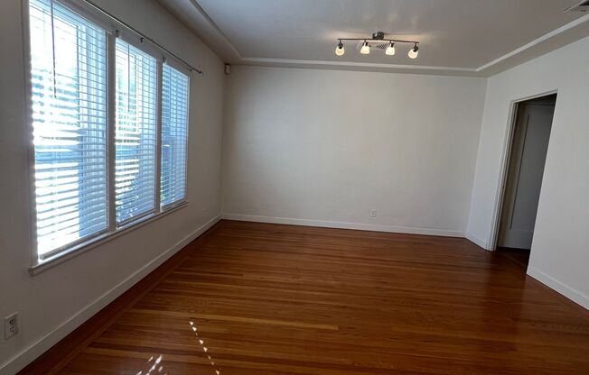 2016 17 Street - Modern Midtown Gem | 2BR/2BA Remodeled Duplex