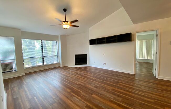 Lovely Two Bedroom Condo in Charlotte!