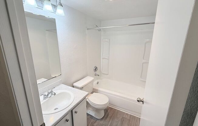 Redondo Terrace: Renovated Units, W/D in Unit, Private Balcony, Fireplace