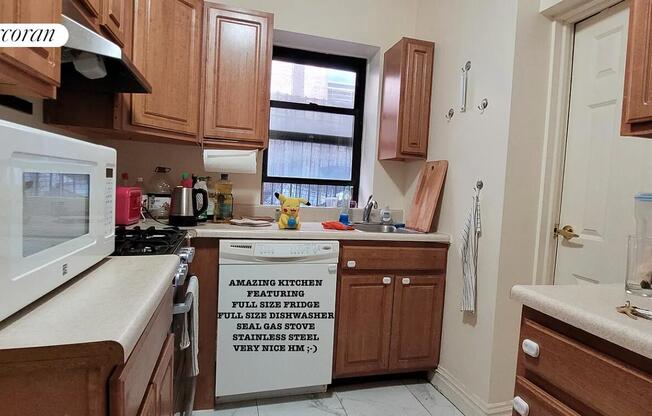 434 E 75 ST