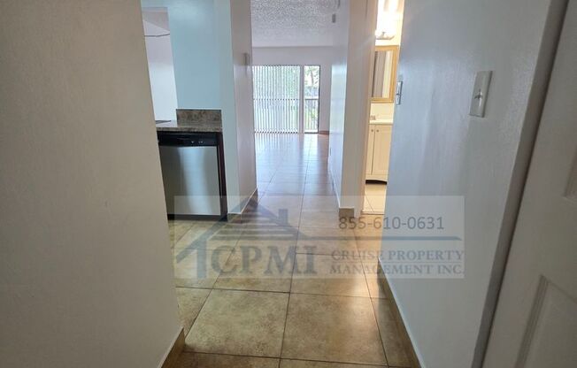 2 beds, 2 baths, 850 sqft, $1,975, Unit 2-204