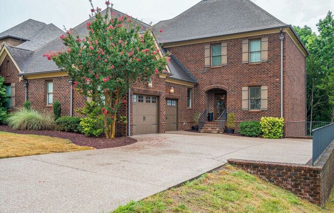 Custom built home in a great location in Brentwood