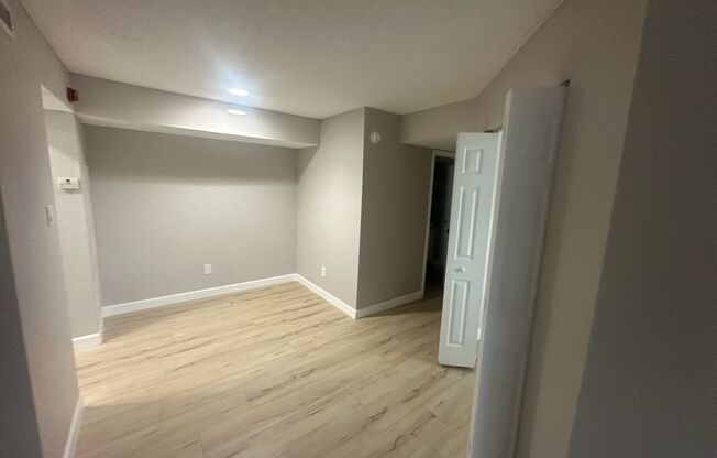 New Remodeled 2 bed 1 bath condo in Casselberry!