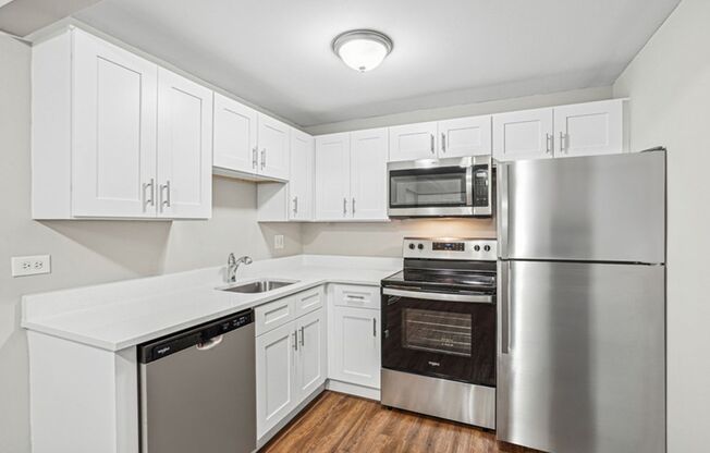 2 beds, 1.5 baths, 962 sqft, $1,905, Unit A-124