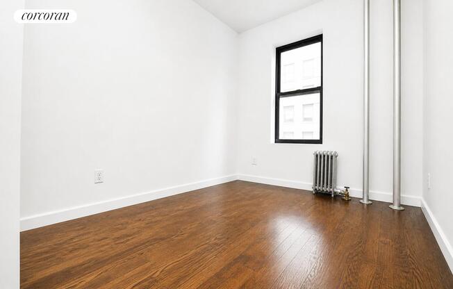 413 E 70 ST