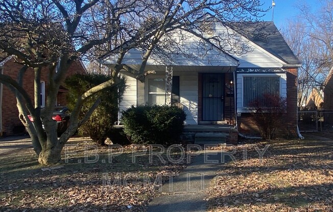 19447 HUNTINGTON RD