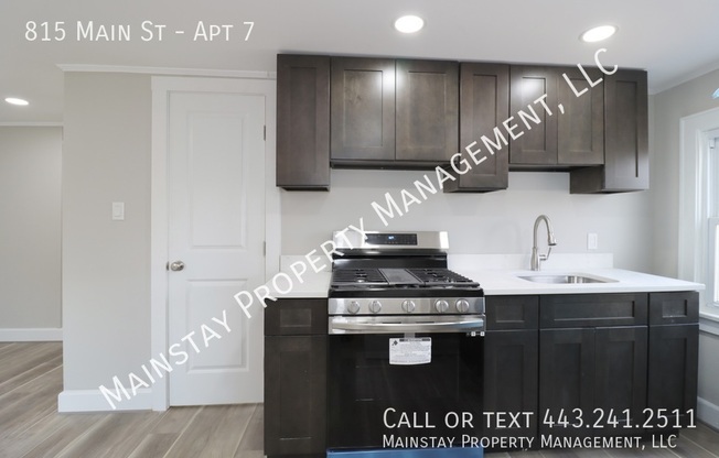815 MAIN ST