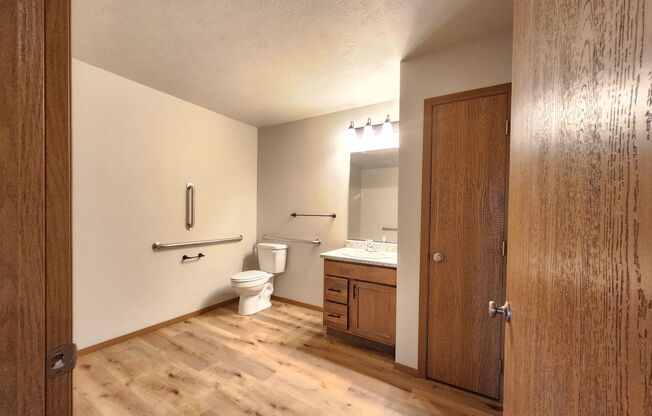 2 beds, 1 bath, 1,090 sqft, $1,230, Unit 107