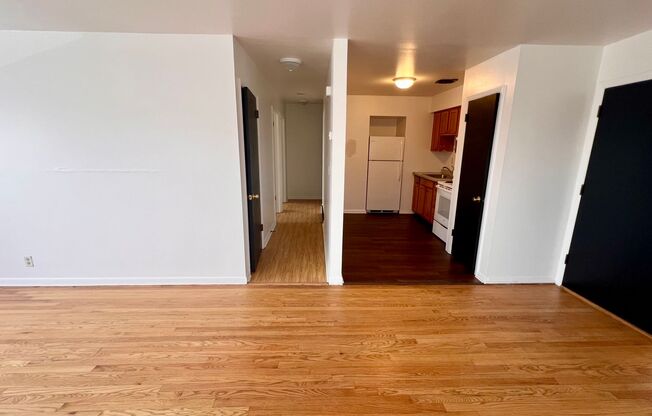 Packard Ave 2-Bedroom Apartment w/ Two Parking Spots