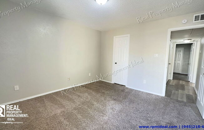 2 beds, 1 bath, 823 sqft, $974, Unit 323