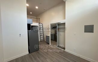 136 W SAN YSIDRO BLVD