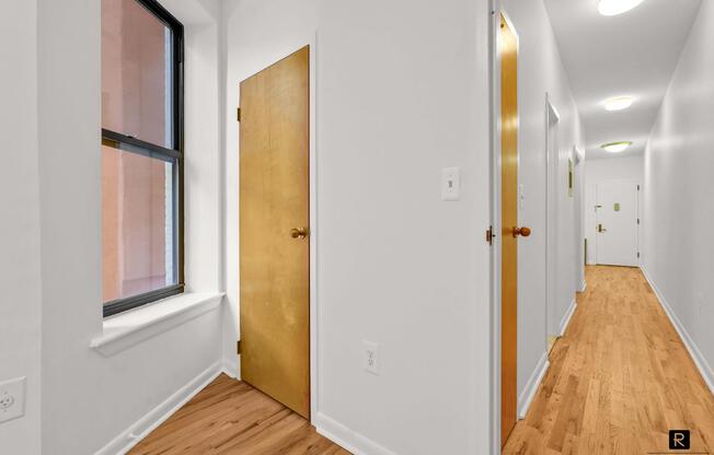 1 bed, 1 bath, $2,200, Unit 3-C