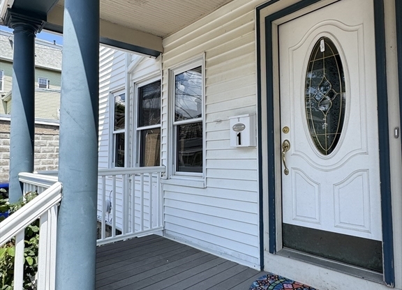 10 LAUREL TERRACE