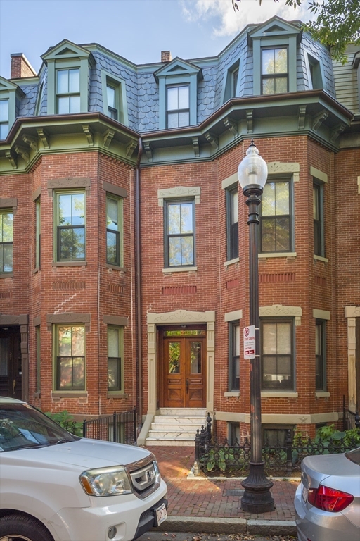 25 WORTHINGTON ST