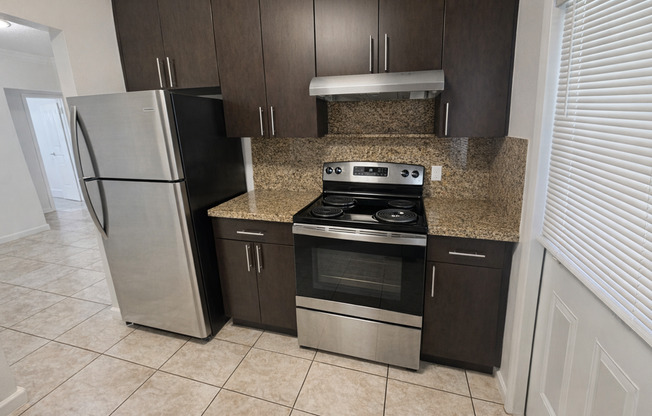 532 S Crescent Dr Hollywood, FL 33021