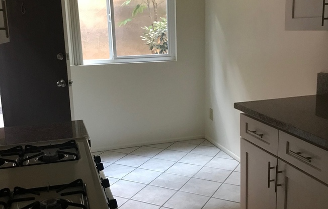 1 bed, 1 bath, 650 sqft, $1,875, Unit 6