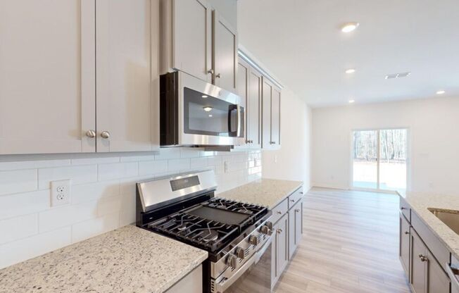 New Construction 3BR/2.5BA Townhome in Monroe
