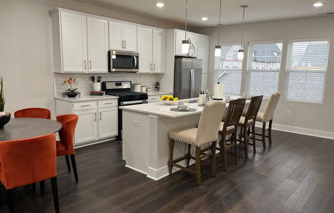 2 beds, 2.5 baths, 2,065 sqft, $2,295, Unit 13043 Montauk Court Unit 202 Huge Primary Bedroom B2065 HA5