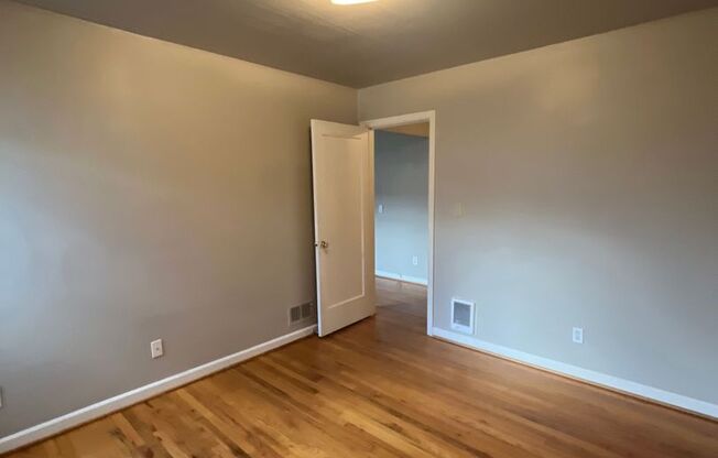 1 bed, 1 bath, $1,595, Unit 05