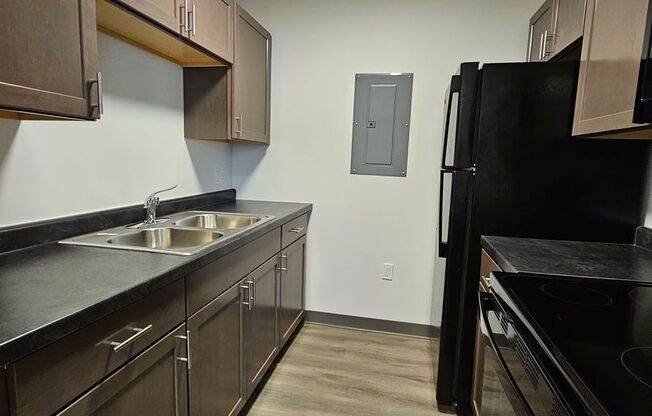 Studio, 1 bath, 450 sqft, $680, Unit 3709 N2