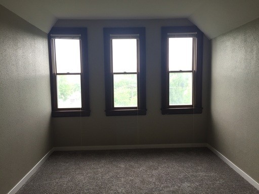 1 bed, 1 bath, 605 sqft, $830