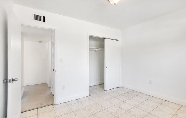 2 beds, 1 bath, 783 sqft, $1,995, Unit 19